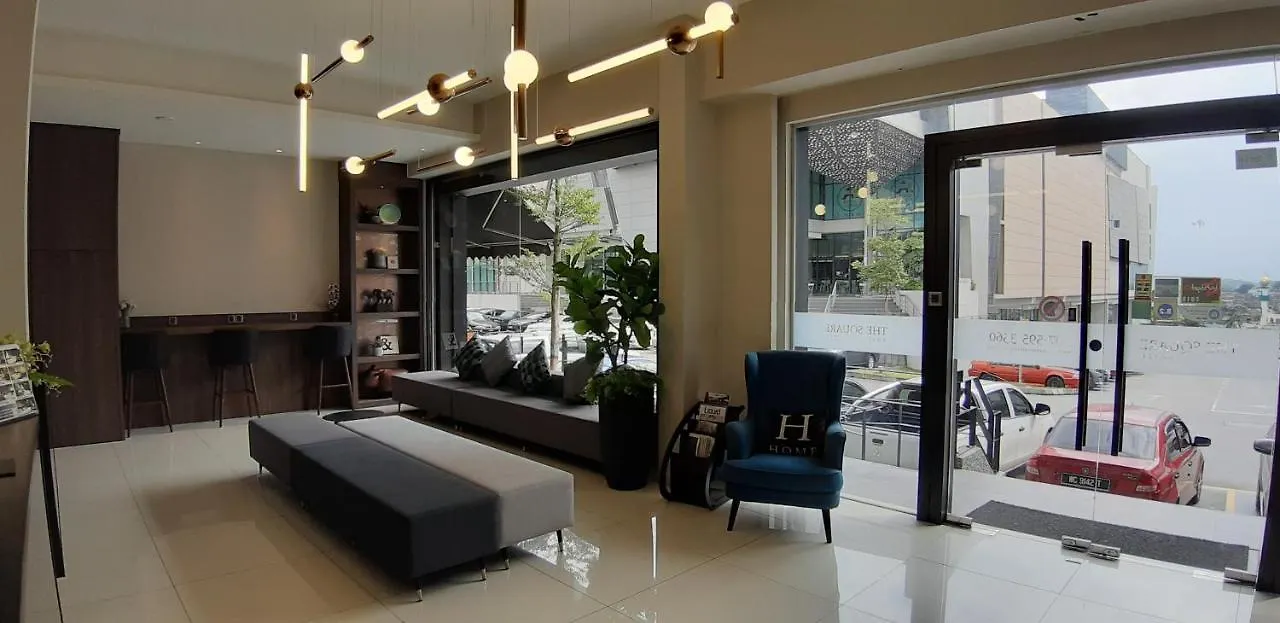 The Square Hotel Skudai